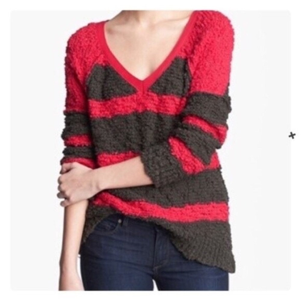 Free People pink Grey Striped V-Neck Boucle Knit Sweater Womens Medium